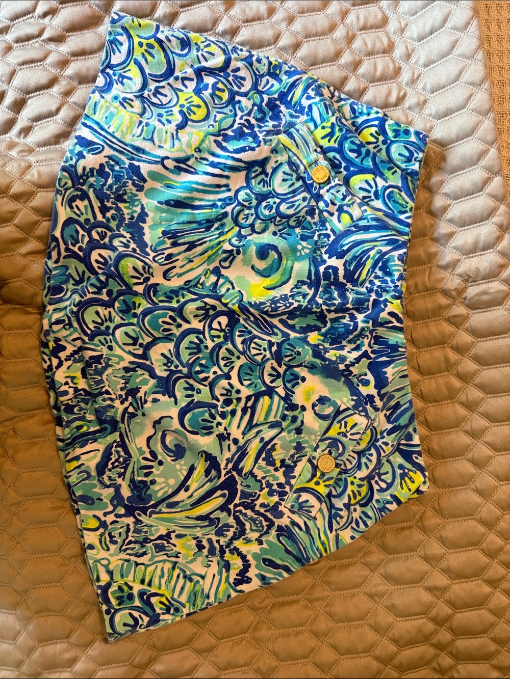 Lilly Pulitzer Blue, and lime green Printed Skort with elaastic waistband